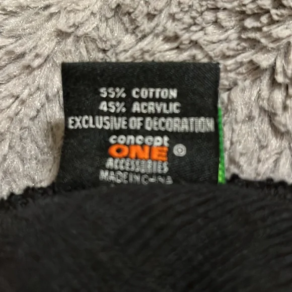 Beatles knit cap - Picture 5 of 8